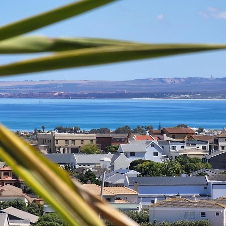 Langebaan Guest House Exterior foto